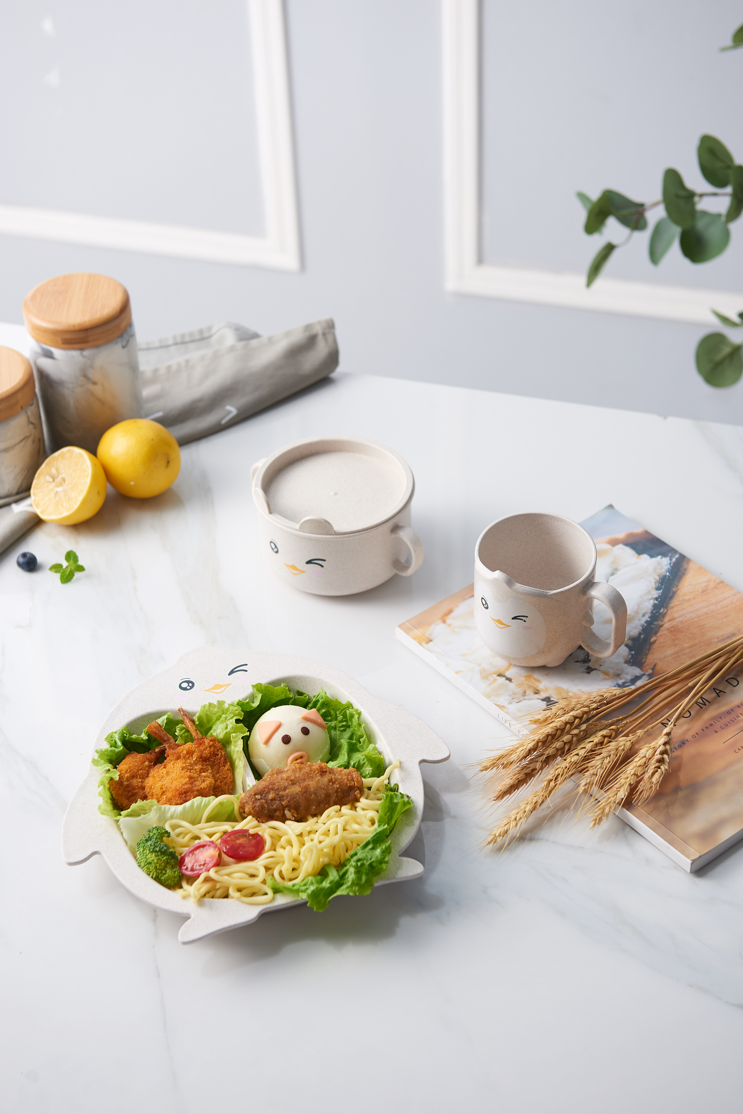 Children tableware wheat straw children suit cartoon penguin three piece set of spoon fork plate set three grid plate Children tableware wheat straw children suit cartoon penguin three piece set of spoon fork plate set three grid plate