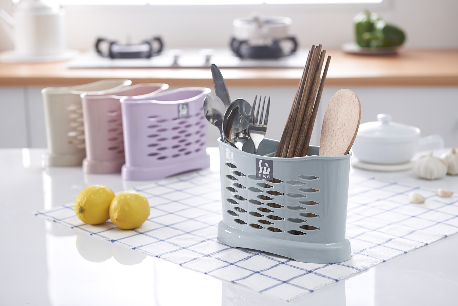 Mildew-Proof Storage Case Creative Drain Household Tableware Chopsticks Mildew-Proof Kuaizi Kitchen Spoon Storage Box Bucket Chopsticks Mildew-Proof Storage Case Creative Drain Household Tableware Chopsticks Mildew-Proof Kuaizi Kitchen Spoon Storage Box Bucket Chopsticks
