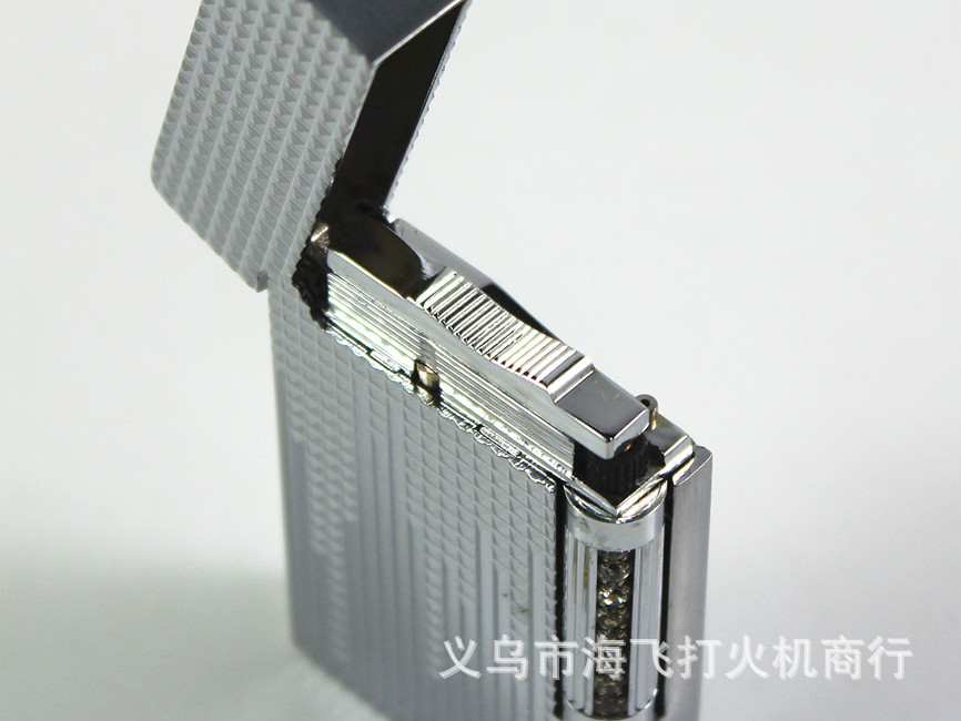SK28-D05 esparkle silver gift boutique Langqing metal lighter Dynamic Notes SK28-D05 esparkle silver gift boutique Langqing metal lighter Dynamic Notes