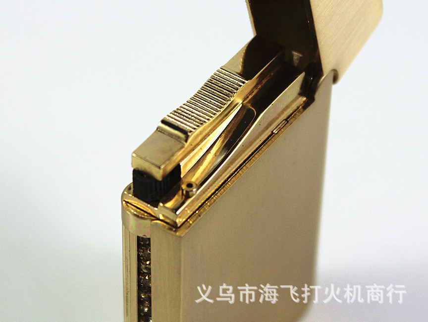 SK28-D08 Division of Parker SPUNK langsheng Golden logo gift boutique wholesale metal lighters lighter sound human being rattled SK28-D08 Division of Parker SPUNK langsheng Golden logo gift boutique wholesale metal lighters lighter sound human being rattled