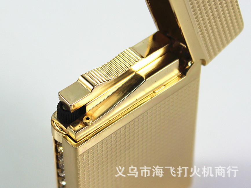 Si Paike SPUNK SK28-D01 lighter gift boutique langsheng wholesale metal lighter Si Paike SPUNK SK28-D01 lighter gift boutique langsheng wholesale metal lighter