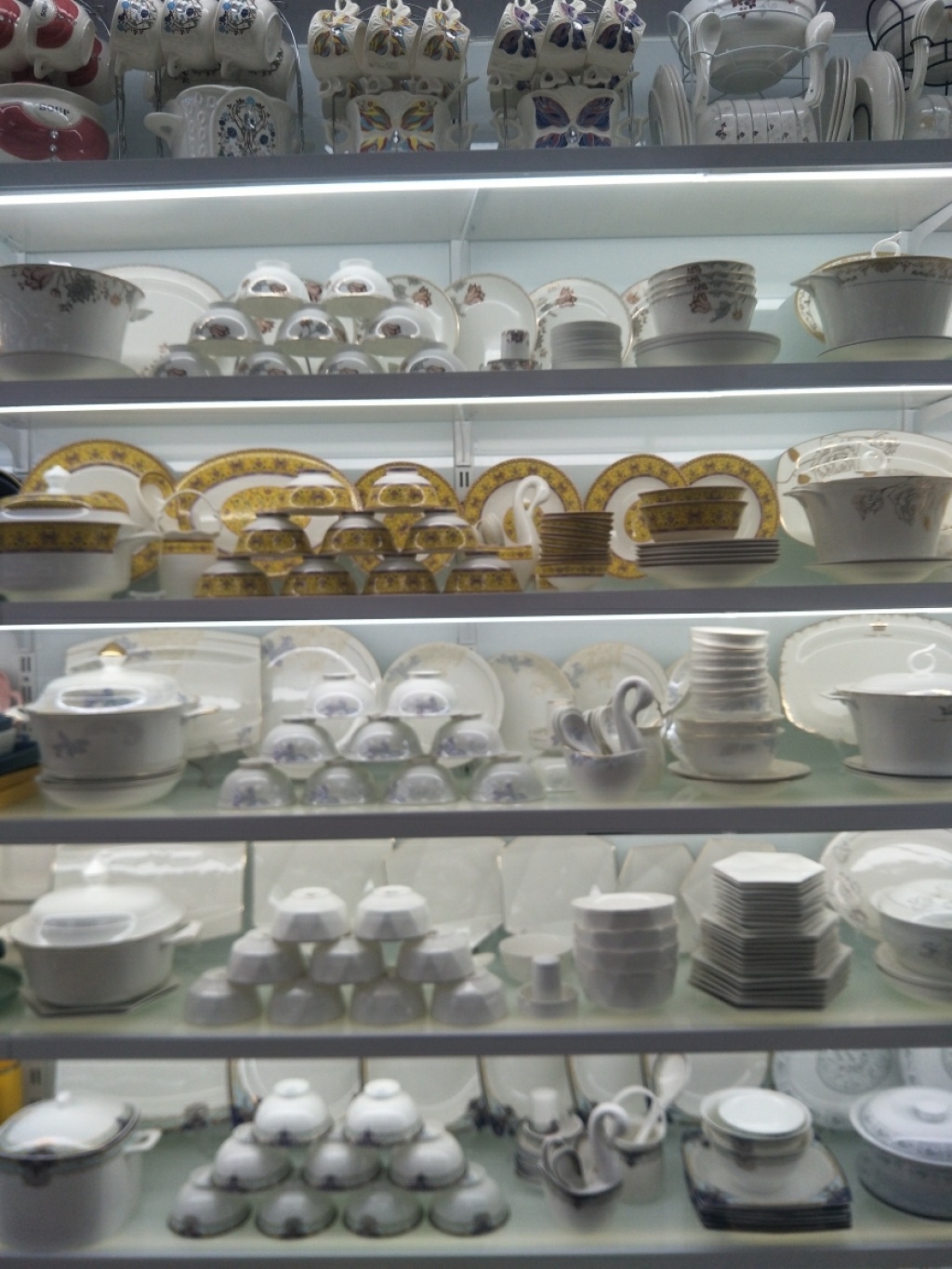 Jingdezhen Ceramic High Temperature Fired Bone China Authentic Gift Customization Bowl Set Plate Dish 60 Pieces Tableware Foreign Trade Jingdezhen Ceramic High Temperature Fired Bone China Authentic Gift Customization Bowl Set Plate Dish 60 Pieces Tableware Foreign Trade