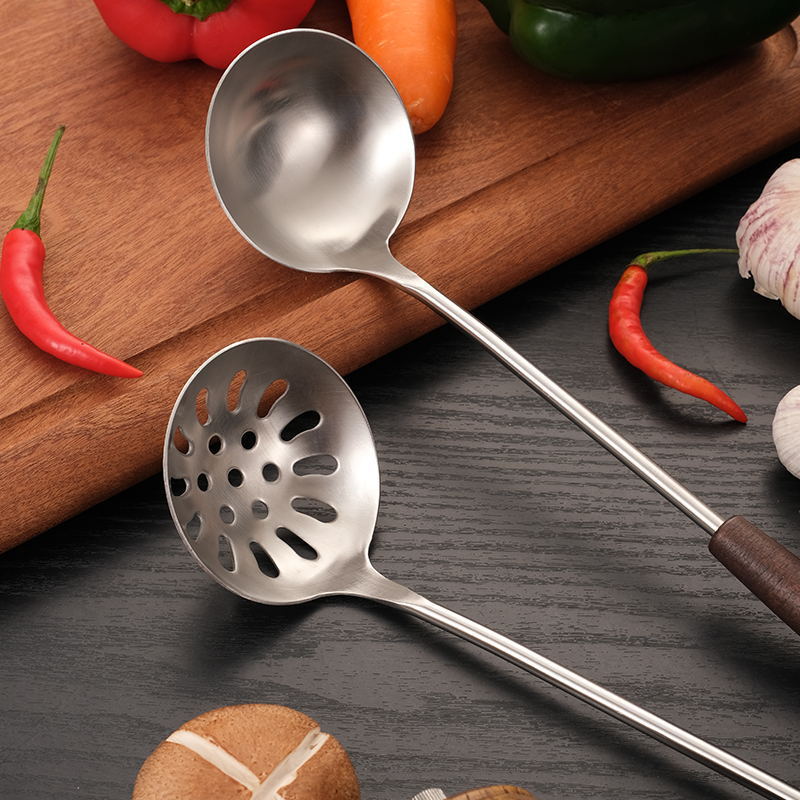 Matte Hot Pot Spoon 304 Stainless Steel Soup Ladle Wooden Handle Colander Household Kitchen Cooking Spoon Thickened Hot Pot Colander