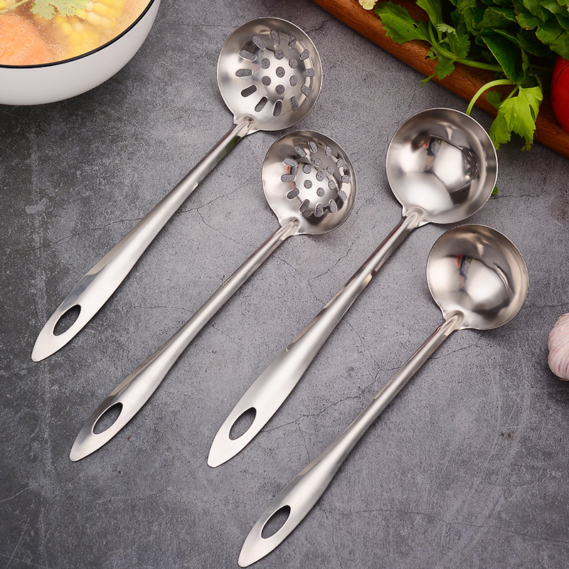 201 Stainless Steel Soup Ladle Soup Ladle Colander Hot Pot Spoon Long Handle Filter Spoon Kitchen Cooking Utensils Thickened Non-Magnetic