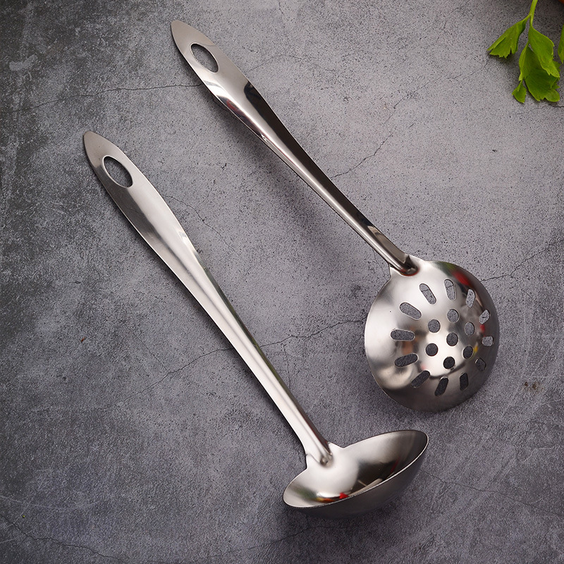 201 Stainless Steel Soup Ladle Soup Ladle Colander Hot Pot Spoon Long Handle Filter Spoon Kitchen Cooking Utensils Thickened Non-Magnetic