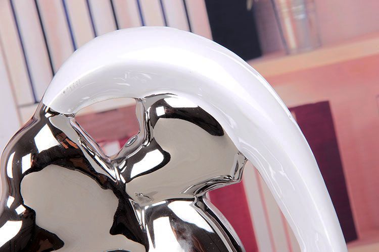 Gao Bo Decorated Home Creative plating heart ceramic fruit tray was modern home furnishing the process