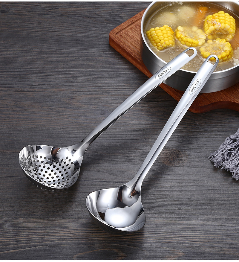 Factory Direct Sales 304 Stainless Steel Colander Hotel Hot Pot Soup Ladle Colander Home Kitchen Lengthen and Thicken Soup Spoon Factory Direct Sales 304 Stainless Steel Colander Hotel Hot Pot Soup Ladle Colander Home Kitchen Lengthen and Thicken Soup Spoon