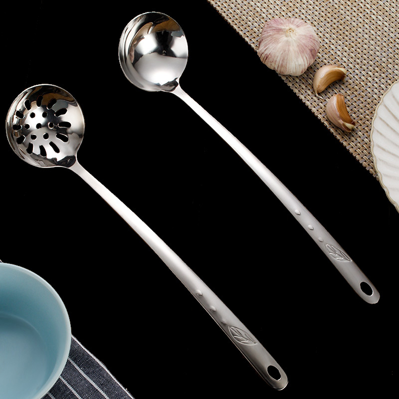Wholesale Stainless Steel Thickened Hot Pot Soup Spoon and Strainer Home Ladle Leaf Drop Commercial Hot Pot Soup Colander Filter Spoon