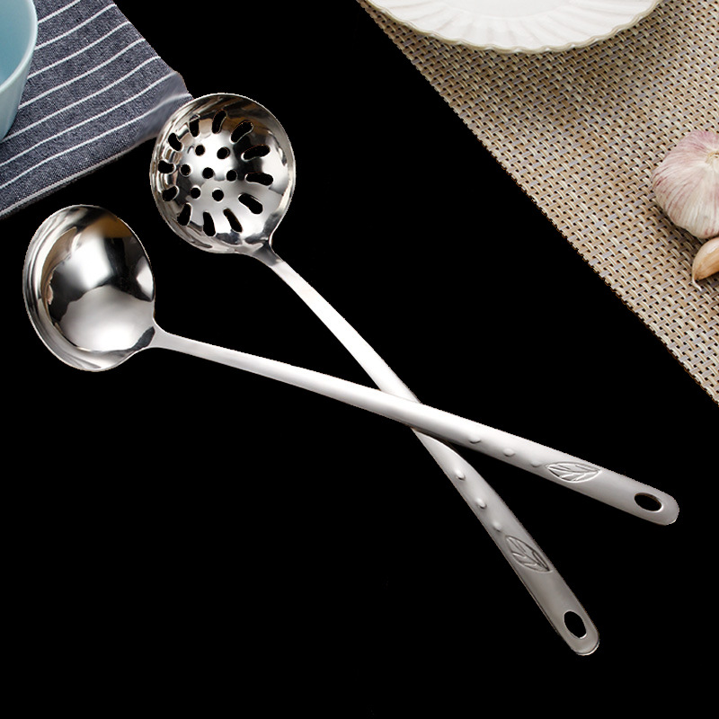 Wholesale Stainless Steel Thickened Hot Pot Soup Spoon and Strainer Home Ladle Leaf Drop Commercial Hot Pot Soup Colander Filter Spoon
