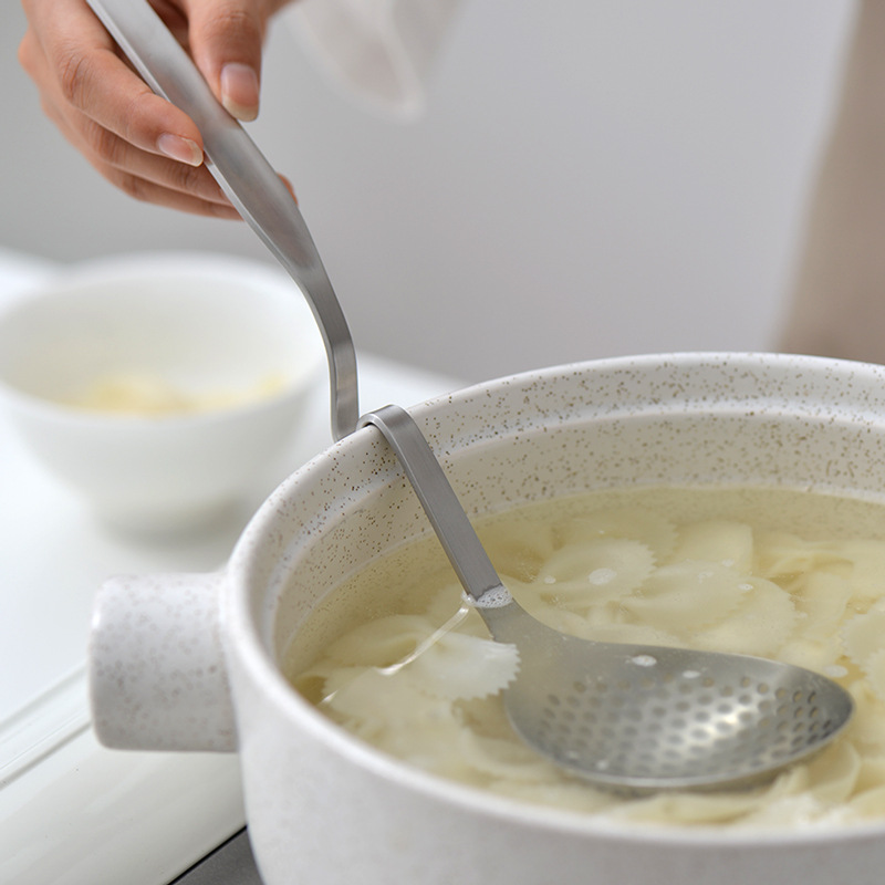 304 Stainless Steel Hot Pot Spoon Wall Spoon Hot Pot Soup Ladle Colander Thick Spicy Hot Pot Strainer Spoon Porridge Spoon Wholesale
