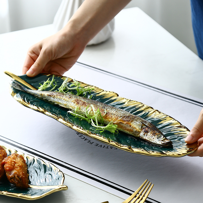 Nordic Golden Trim Creative and Slightly Luxury Ceramic Tray Dark Green Feather Plate Japanese Banana Leaf Fruit Dried Fruit Plate Storage Ceramic Dish
