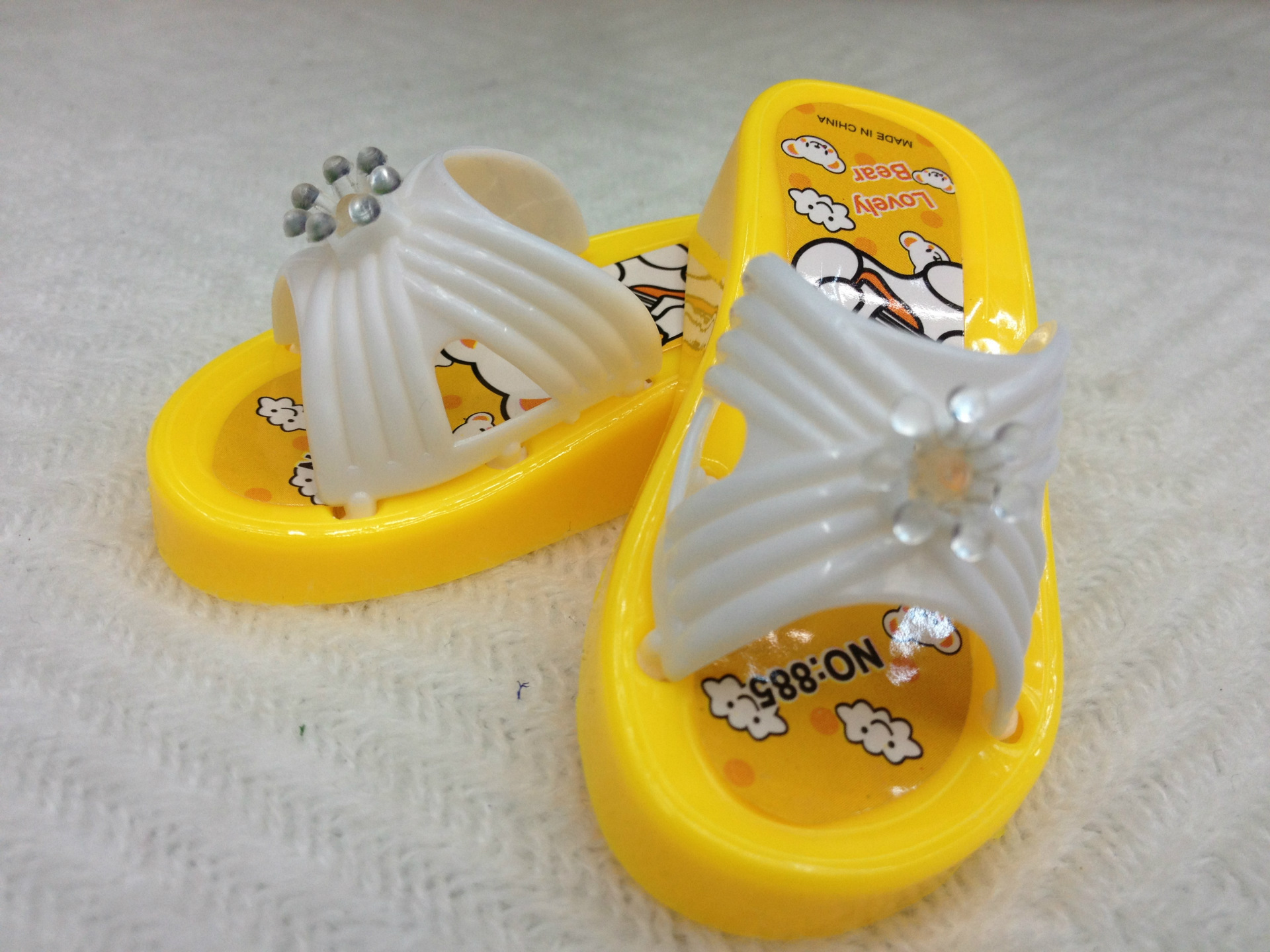 Students with flowered slipper pencil sharpener with plastic case single-hole pencil sharpener Students with flowered slipper pencil sharpener with plastic case single-hole pencil sharpener