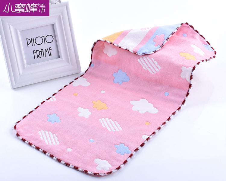 Six layers of multicolored cartoon towel small animal towel small bee towel