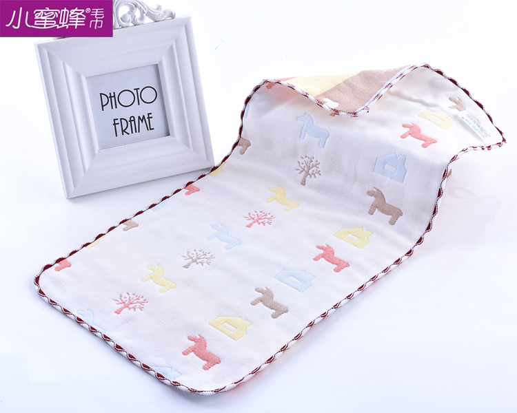 Six layers of multicolored cartoon towel small animal towel small bee towel
