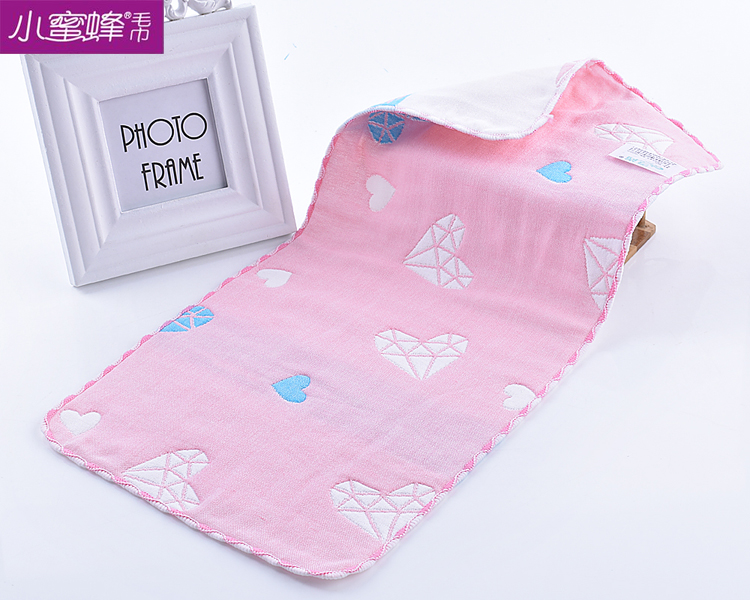 Six layers of multicolored cartoon towel small animal towel small bee towel