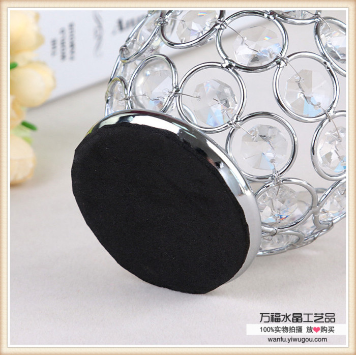 Simple modern European romantic candle ornaments iron crystal candlestick wedding ornaments Simple modern European romantic candle ornaments iron crystal candlestick wedding ornaments