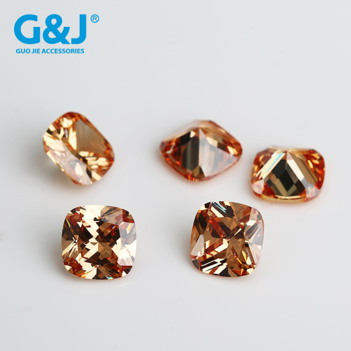 Zhengfang round corner fat square crystal zircon non - pointed square stone claw diamond Zhengfang round corner fat square crystal zircon non - pointed square stone claw diamond