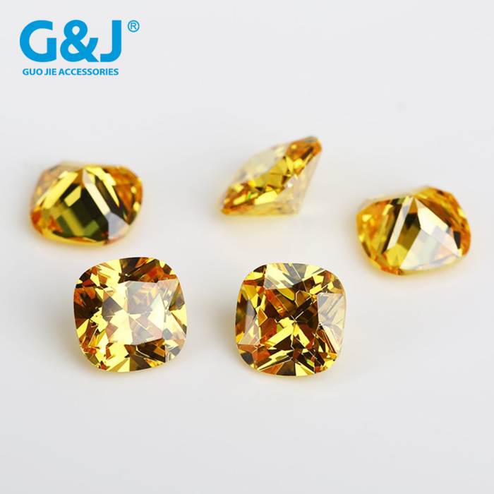 Zhengfang round corner fat square crystal zircon non - pointed square stone claw diamond Zhengfang round corner fat square crystal zircon non - pointed square stone claw diamond