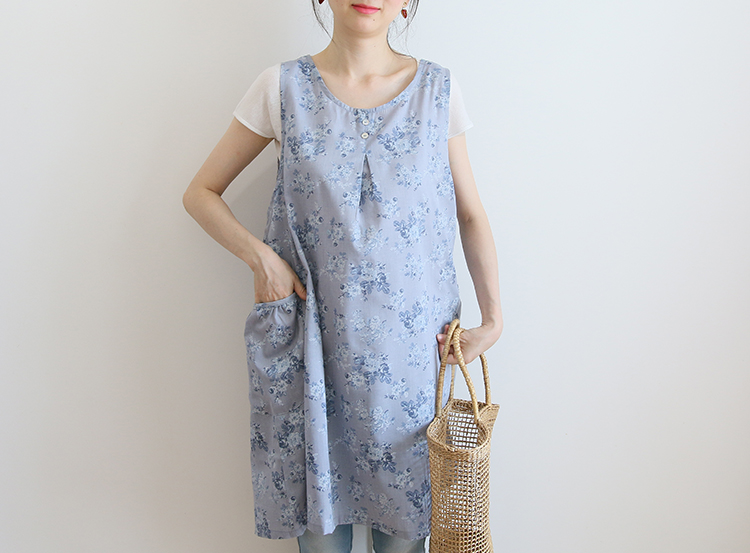 Korean Style Fashion Simple Apron Pastoral Floral Kitchen Antifouling Adult Work Clothes Overclothes Bib Sleeveless Apron