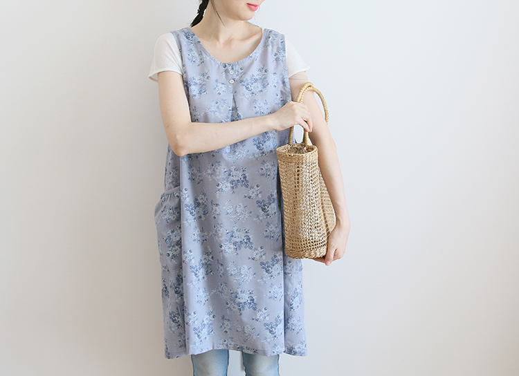 Korean Style Fashion Simple Apron Pastoral Floral Kitchen Antifouling Adult Work Clothes Overclothes Bib Sleeveless Apron