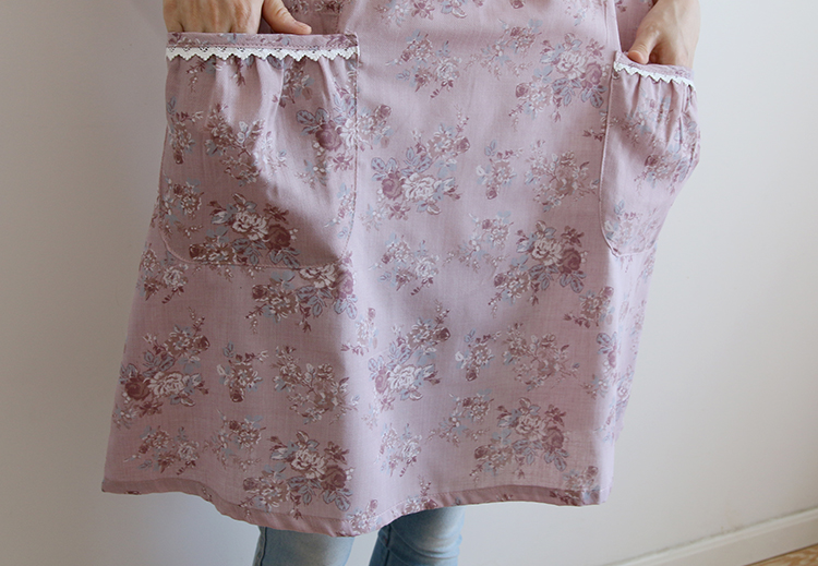 Korean Style Fashion Simple Apron Pastoral Floral Kitchen Antifouling Adult Work Clothes Overclothes Bib Sleeveless Apron