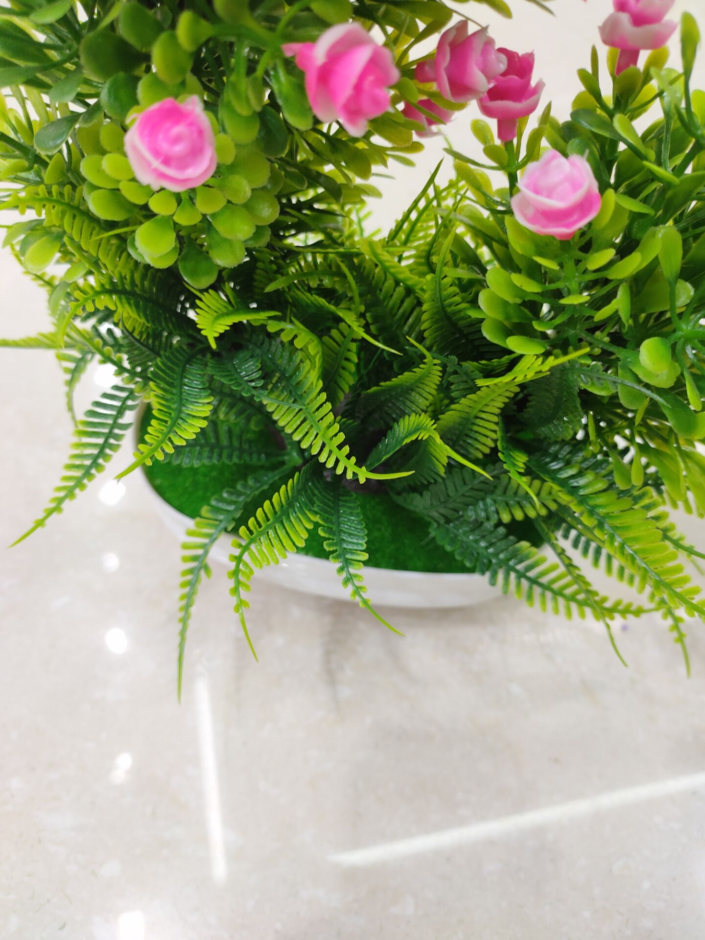 Simulation plant plastic basin month mei bud decorates sitting room study to wait for decoration Simulation plant plastic basin month mei bud decorates sitting room study to wait for decoration