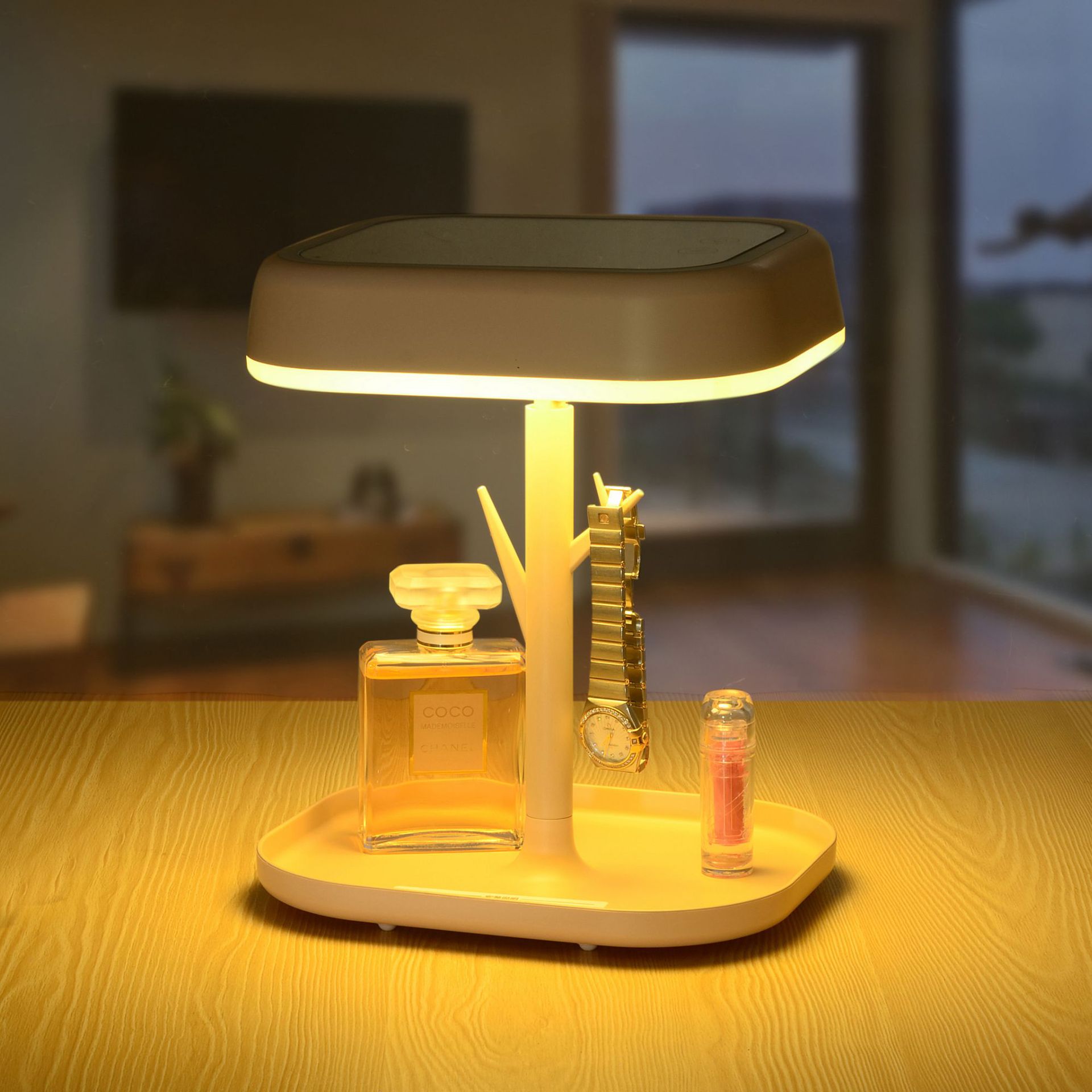 Innovative led dressing mirror bedroom night atmosphere desktop USB smart mirror small night light Innovative led dressing mirror bedroom night atmosphere desktop USB smart mirror small night light