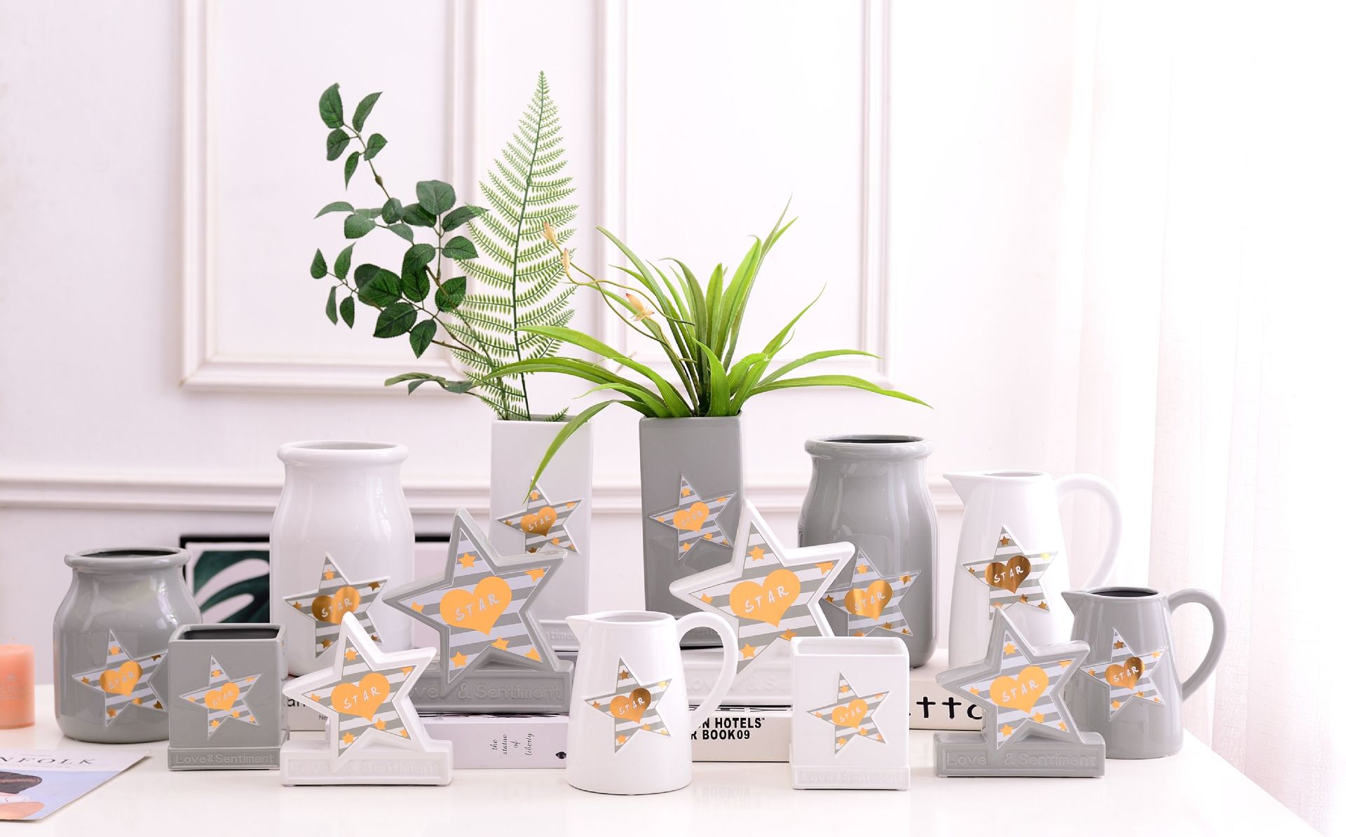 Christmas star simple Modern INS Wind Nordic White Gray Vase Pot flower Household decoration decorations Christmas star simple Modern INS Wind Nordic White Gray Vase Pot flower Household decoration decorations