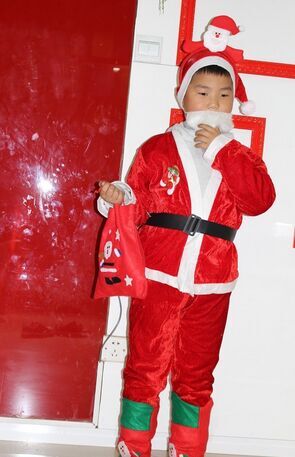 Santa Claus Boys and children are in their costumes
