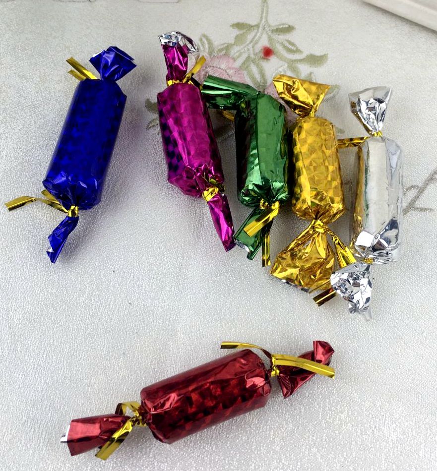 Santa Claus Pendant Candy Gift pack 12