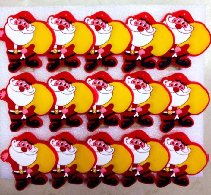 Big gummy Christmas brooch Soft glue Christmas brooch Christmas glitter Santa Claus Snowman Christmas Big gummy Christmas brooch Soft glue Christmas brooch Christmas glitter Santa Claus Snowman Christmas