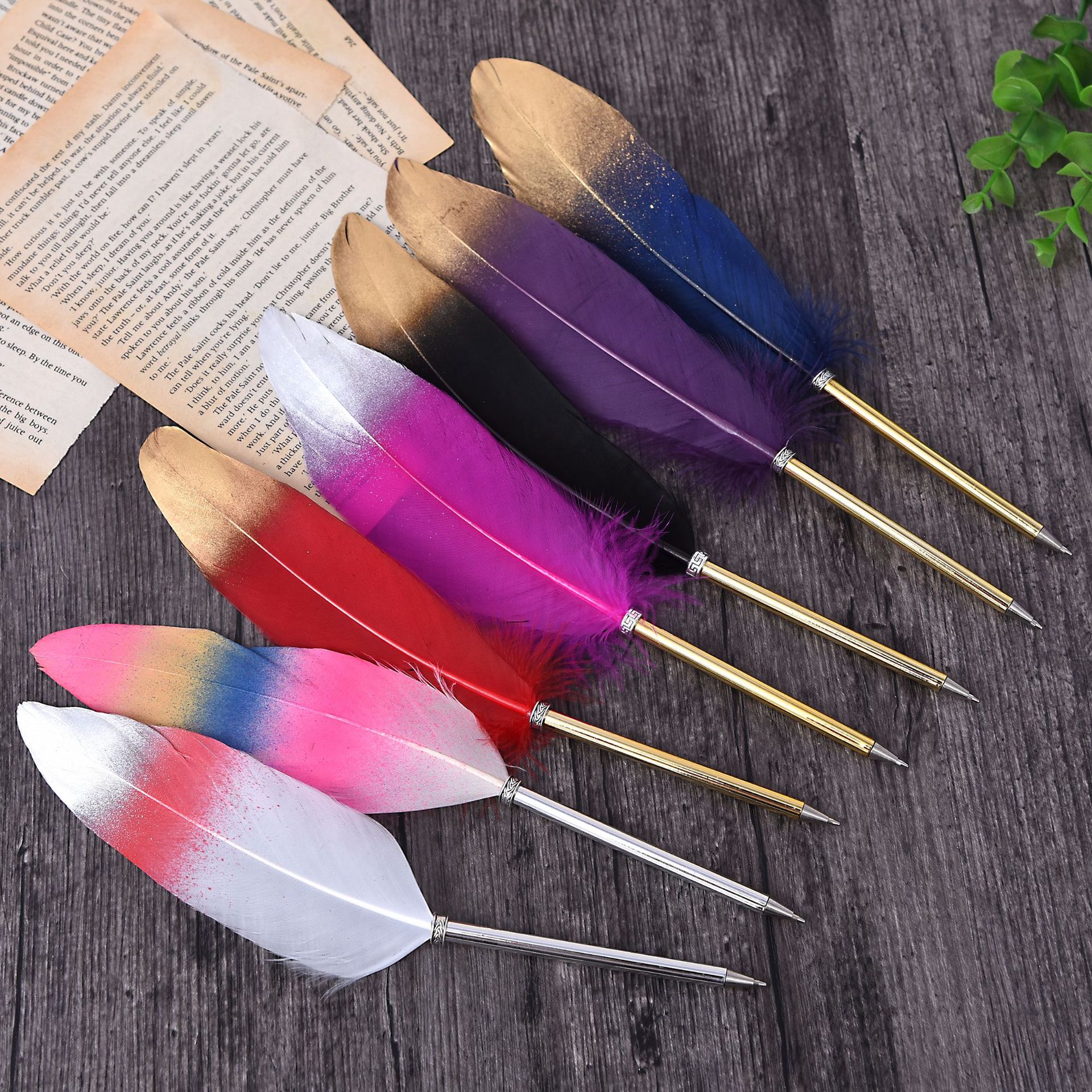 Creative Gold Spray Feather Pen Ballpoint Pen Feather Gel Pen Custom Writing Brush Christmas Gift Wedding Signature Pen Creative Gold Spray Feather Pen Ballpoint Pen Feather Gel Pen Custom Writing Brush Christmas Gift Wedding Signature Pen