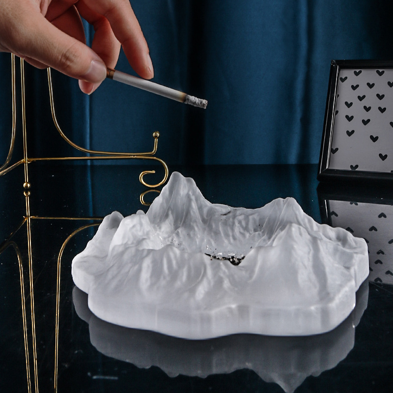 Creative Crystal Glass Iceberg Ashtray Frosted Minimalistic Personalized Living Room Decoration Trendy Crystal Crafts