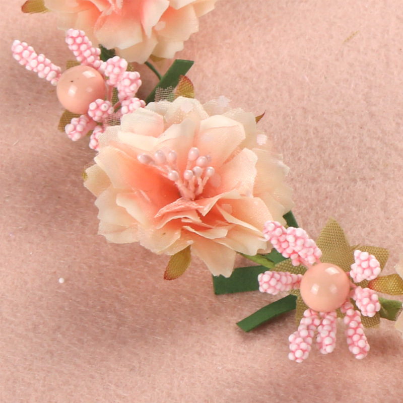 Korean Bridal Headdress Beautiful Champagne Garland Wedding Photography Mori Girl Seaside Beach Selfie Headband Head Flower Ornament Korean Bridal Headdress Beautiful Champagne Garland Wedding Photography Mori Girl Seaside Beach Selfie Headband Head Flower Ornament