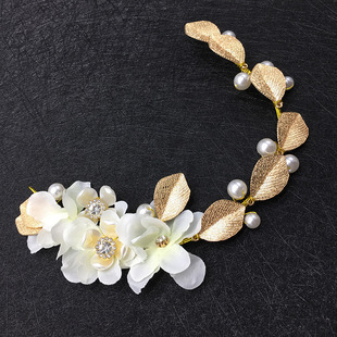 European and American New Headdress Golden Leaf Flower Foreign Trade Hair Band Wedding Dress Accessories Bridal Ornament Wholesale European and American New Headdress Golden Leaf Flower Foreign Trade Hair Band Wedding Dress Accessories Bridal Ornament Wholesale