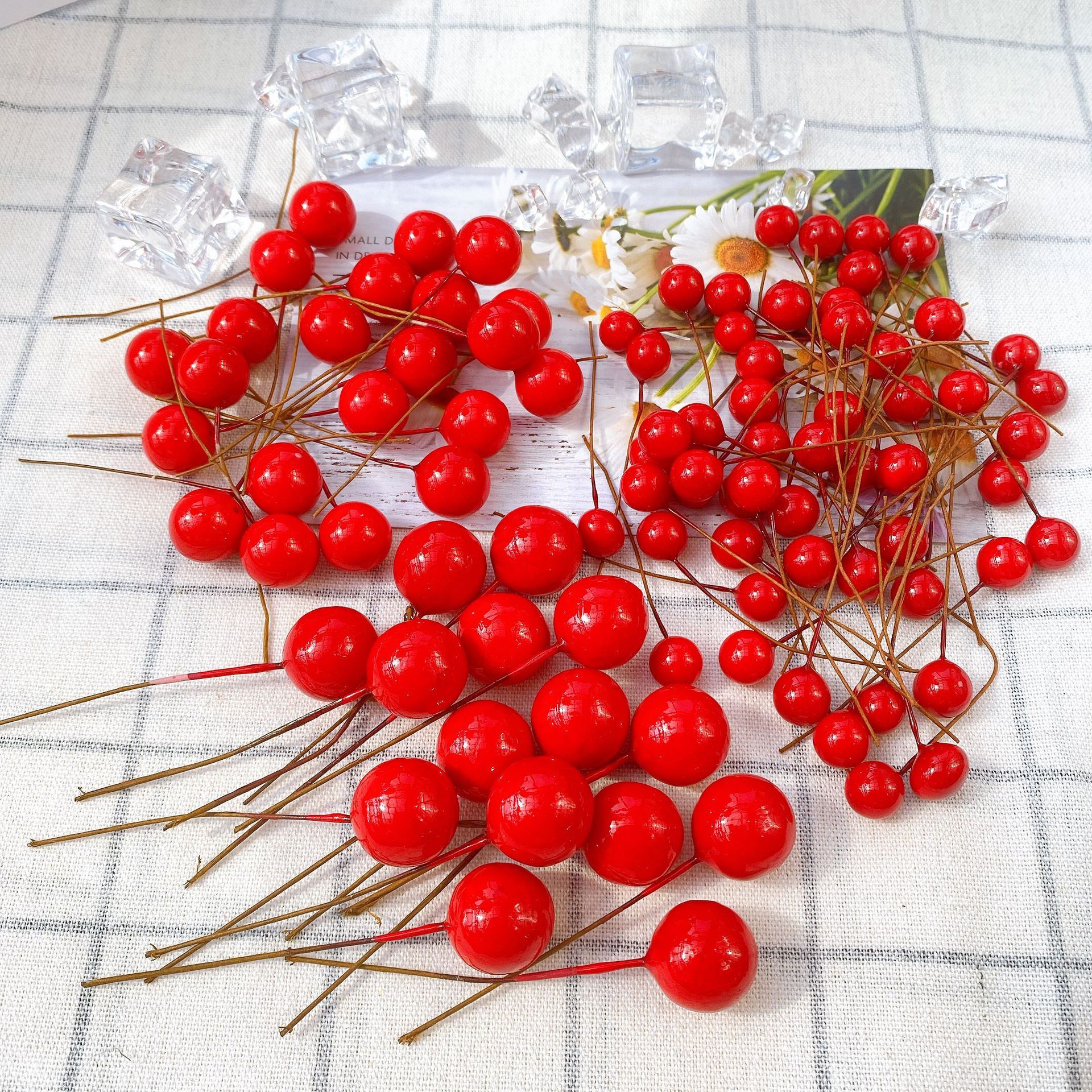 DIY Handmade Christmas Ball Berry Simulation Foam Fruit Cherry Pinecone Decoration Peony Fruit Christmas Product Accessories