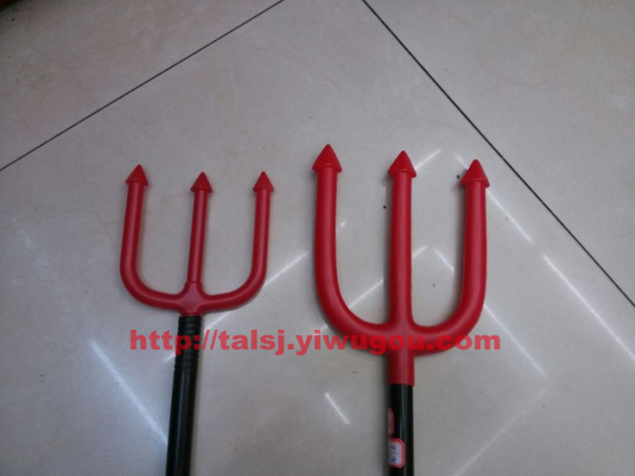 Toy Trident Halloween Halloween supplies small trigeminal Carnival props toys plastic weapons Toy Trident Halloween Halloween supplies small trigeminal Carnival props toys plastic weapons