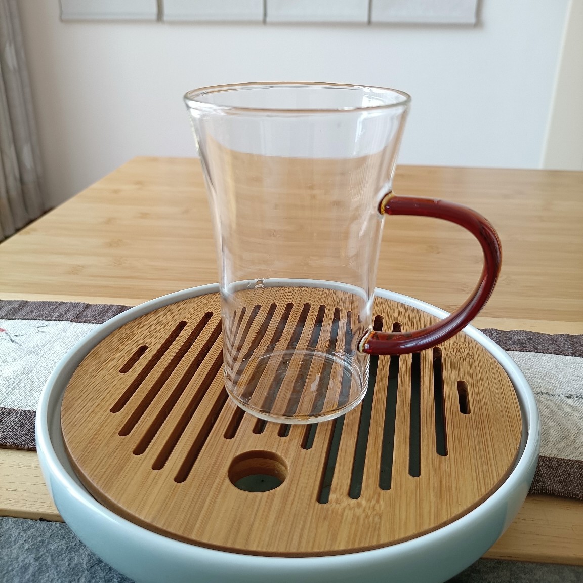 Green Tea Tea Glass Bottle Trumpet Two Kinds of Capacity Transparent Glass Can Be Heated Color Handle Wholesale Sales