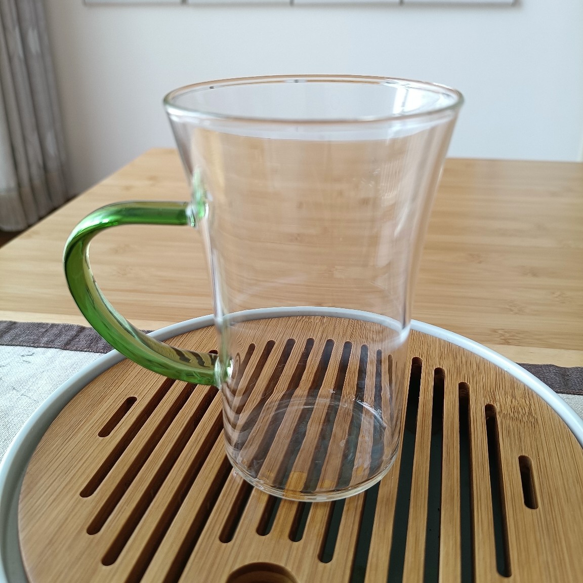 Green Tea Tea Glass Bottle Trumpet Two Kinds of Capacity Transparent Glass Can Be Heated Color Handle Wholesale Sales Green Tea Tea Glass Bottle Trumpet Two Kinds of Capacity Transparent Glass Can Be Heated Color Handle Wholesale Sales