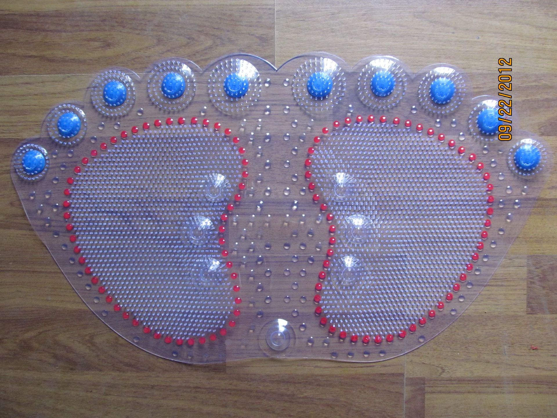 Bathroom non-slip mat bath shower color trumpet feet with suction cup massage pad wholesale department stores origin of goods