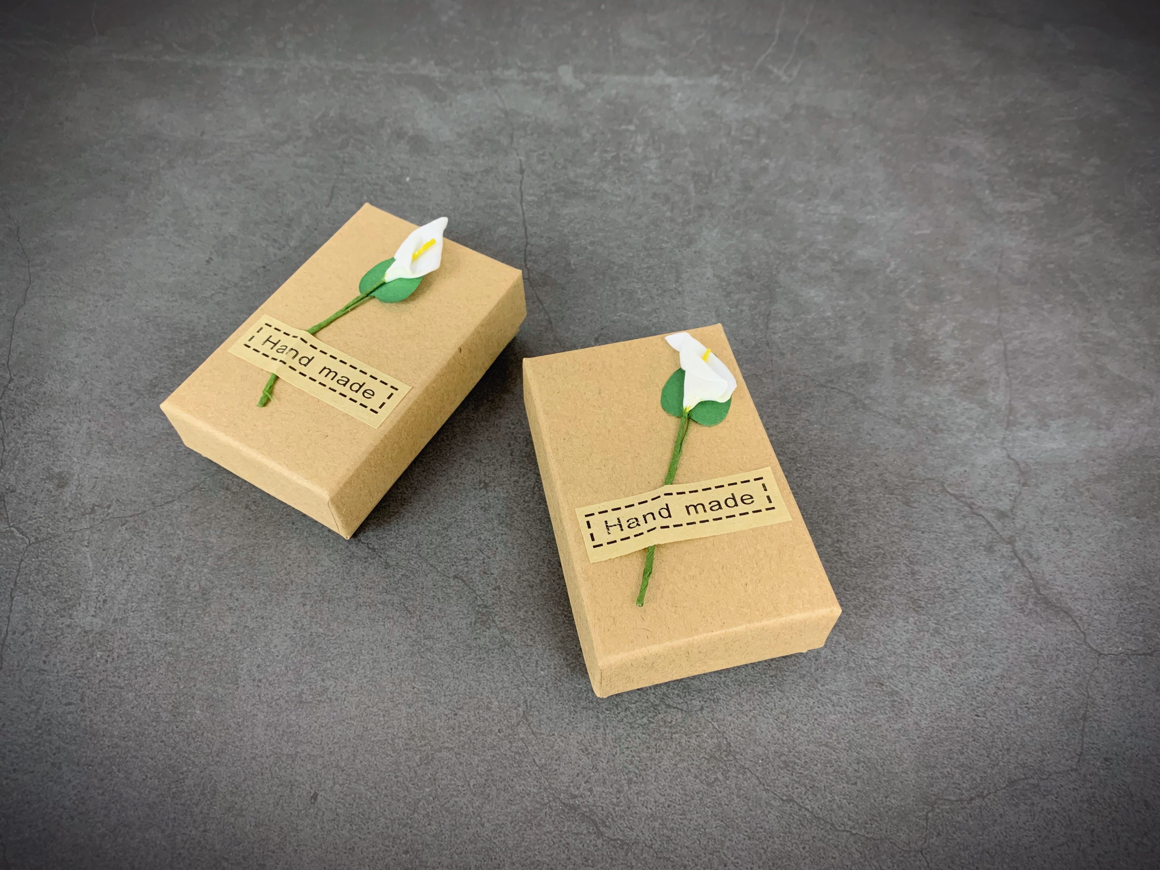 Classic kraft paper horseshoe decoration packaging box fashion ring box high-end necklace box delicate stud box 