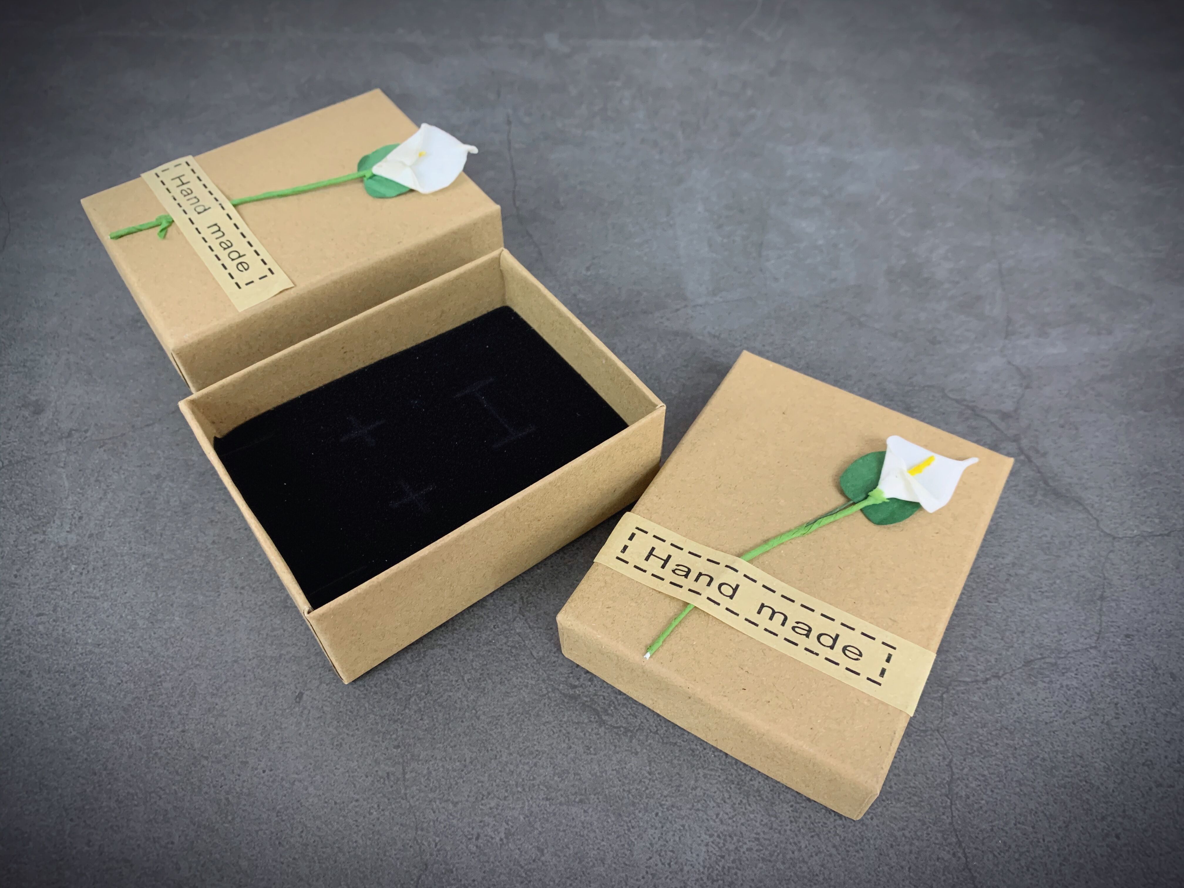 Classic kraft paper horseshoe decoration packaging box fashion ring box high-end necklace box delicate stud box 