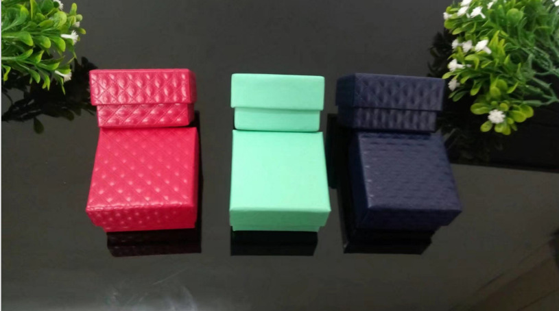 Ring box jewelry box stud Ring box packing box Ring box jewelry box stud Ring box packing box