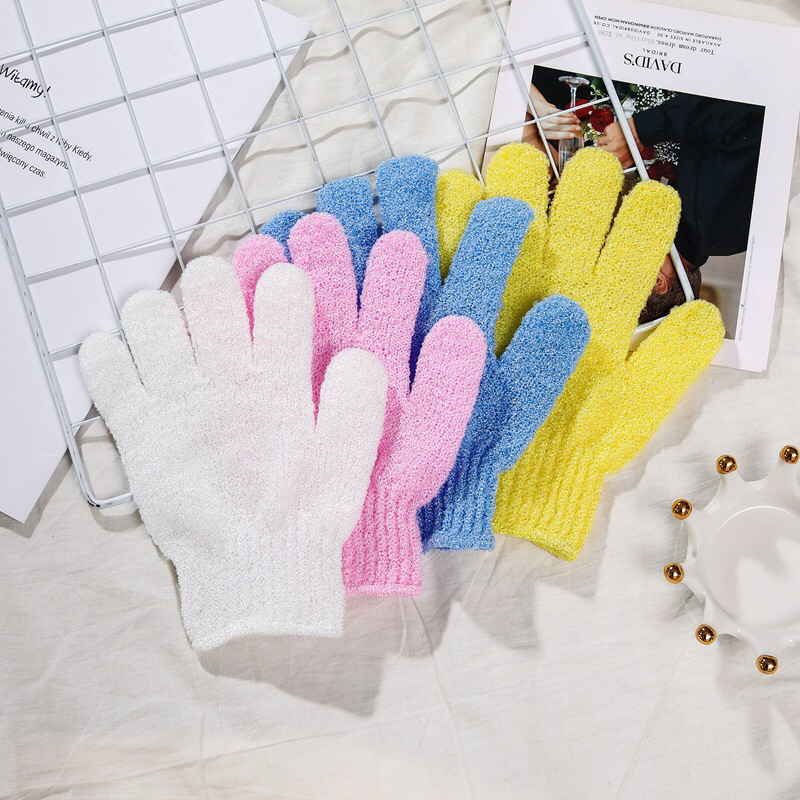 Creative scrub gloves are powerful double-sided exfoliators