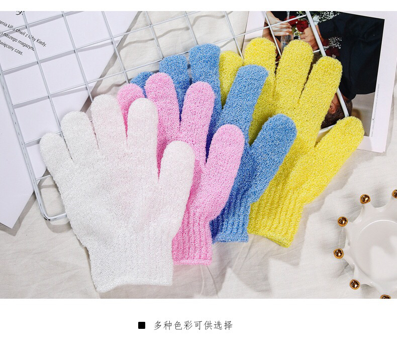 Creative scrub gloves are powerful double-sided exfoliators Creative scrub gloves are powerful double-sided exfoliators