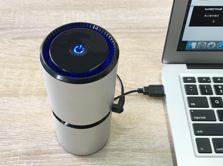 Car Air Purifier Negative Ion Generator Household Car Formaldehyde Removal Sterilization Portable Portable Disinfection