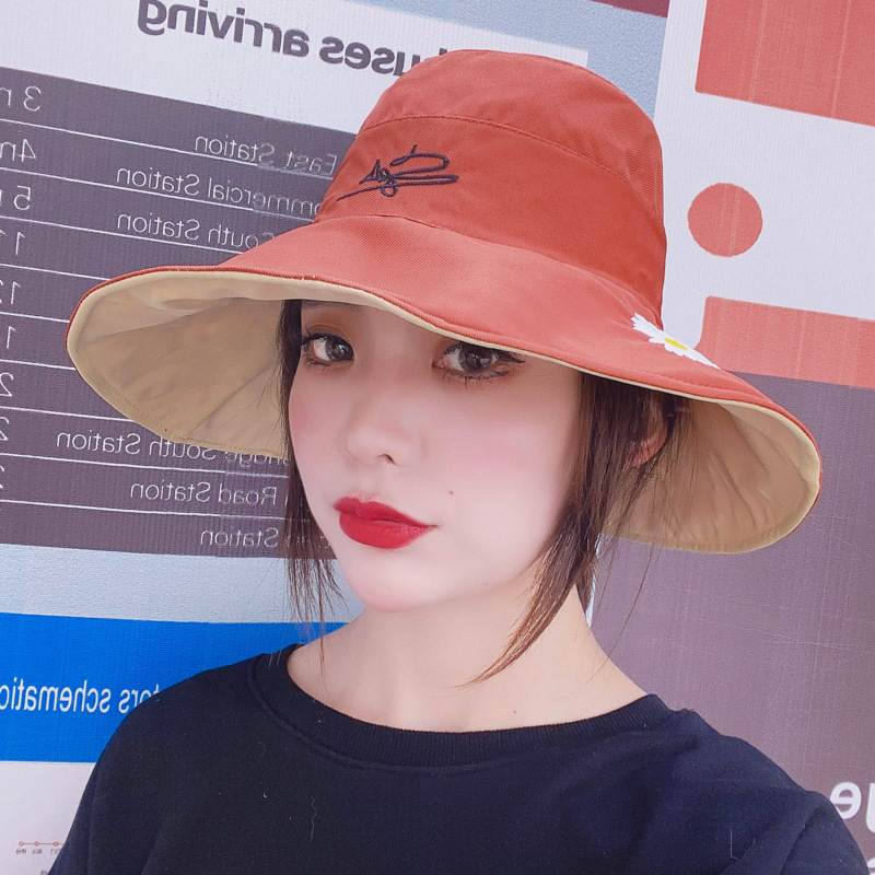 Factory Wholesale New Reversible Fisherman Hat Little Daisy Embroidered Sun Hat Korean Fashion Smiley Leisure Basin Hat Factory Wholesale New Reversible Fisherman Hat Little Daisy Embroidered Sun Hat Korean Fashion Smiley Leisure Basin Hat