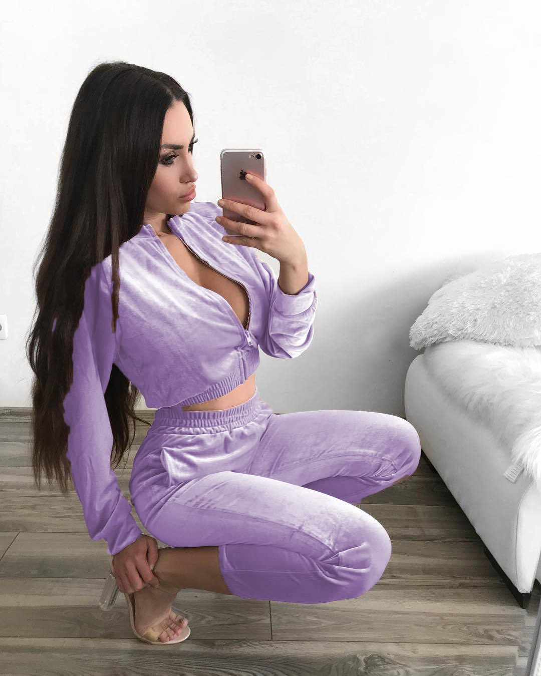 2021 Swan Suede Suit Women's European and American Autumn and Winter Solid Color Zipper Sweater Ankle-Tied Sports Trousers Two-Piece Suit Women's