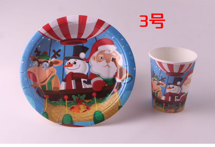 Christmas Party Gathering Decoration Supplies Dining Table Layout Disposable Paper Cup Plate Set Party Christmas Party Gathering Decoration Supplies Dining Table Layout Disposable Paper Cup Plate Set Party