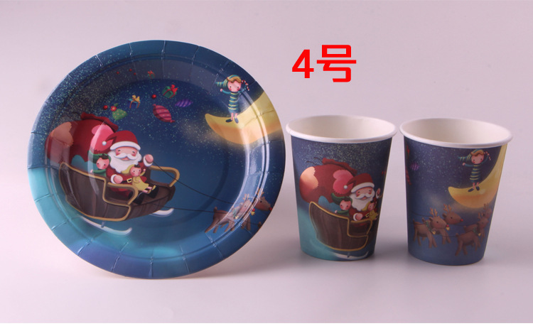Christmas Party Gathering Decoration Supplies Dining Table Layout Disposable Paper Cup Plate Set Party Christmas Party Gathering Decoration Supplies Dining Table Layout Disposable Paper Cup Plate Set Party